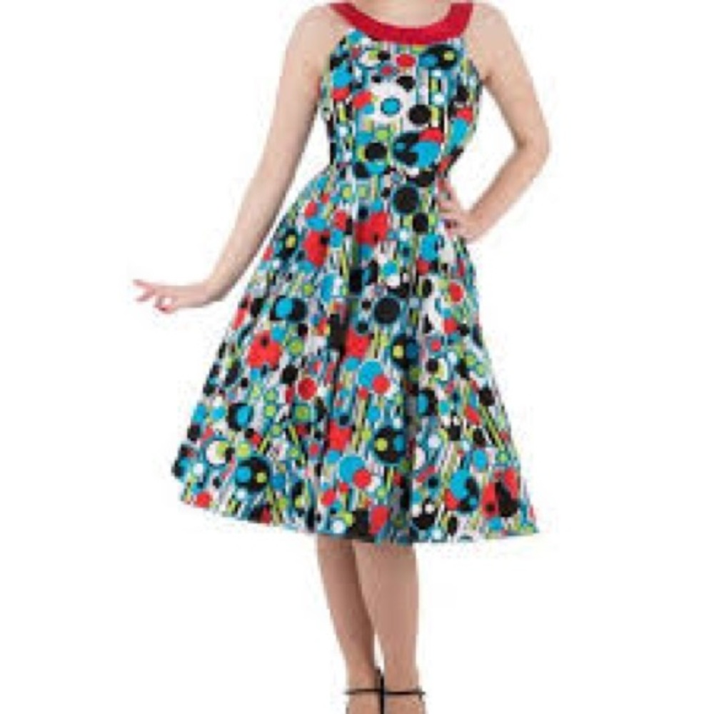 Hearts & Roses Retro Sleeveless Geometric Swing Dress